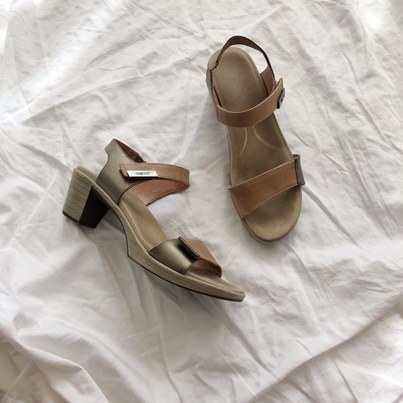 Brown Leather Open Toe Sandal Heels - Picture 3 of 12